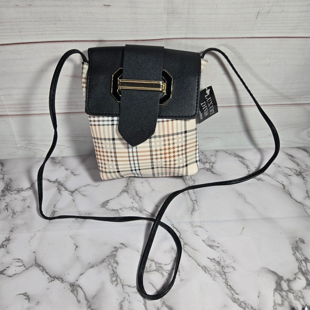Luxury Divas Plaid Crossbody Bag Black Flap Gold Hardware Small Purse‎